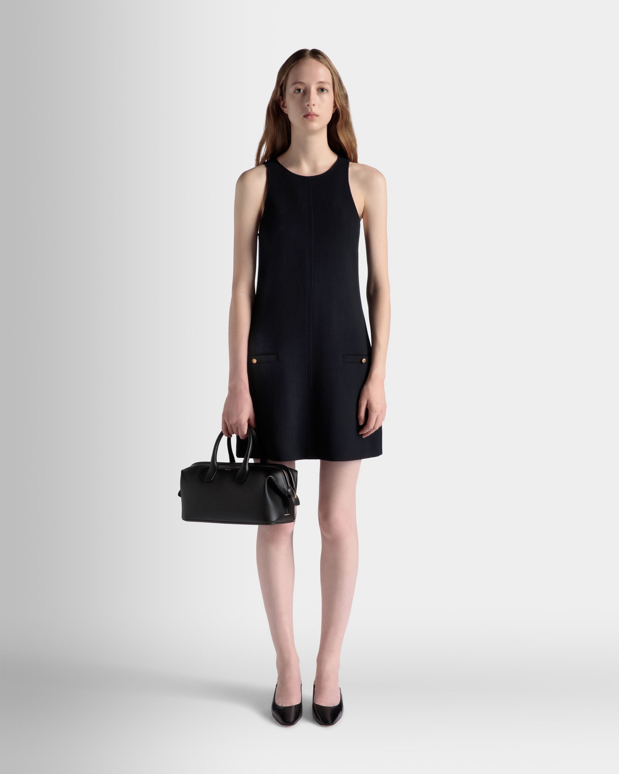 Kleine Henkeltasche Belle Aus Leder In Schwarz - Damen - Bally - 02