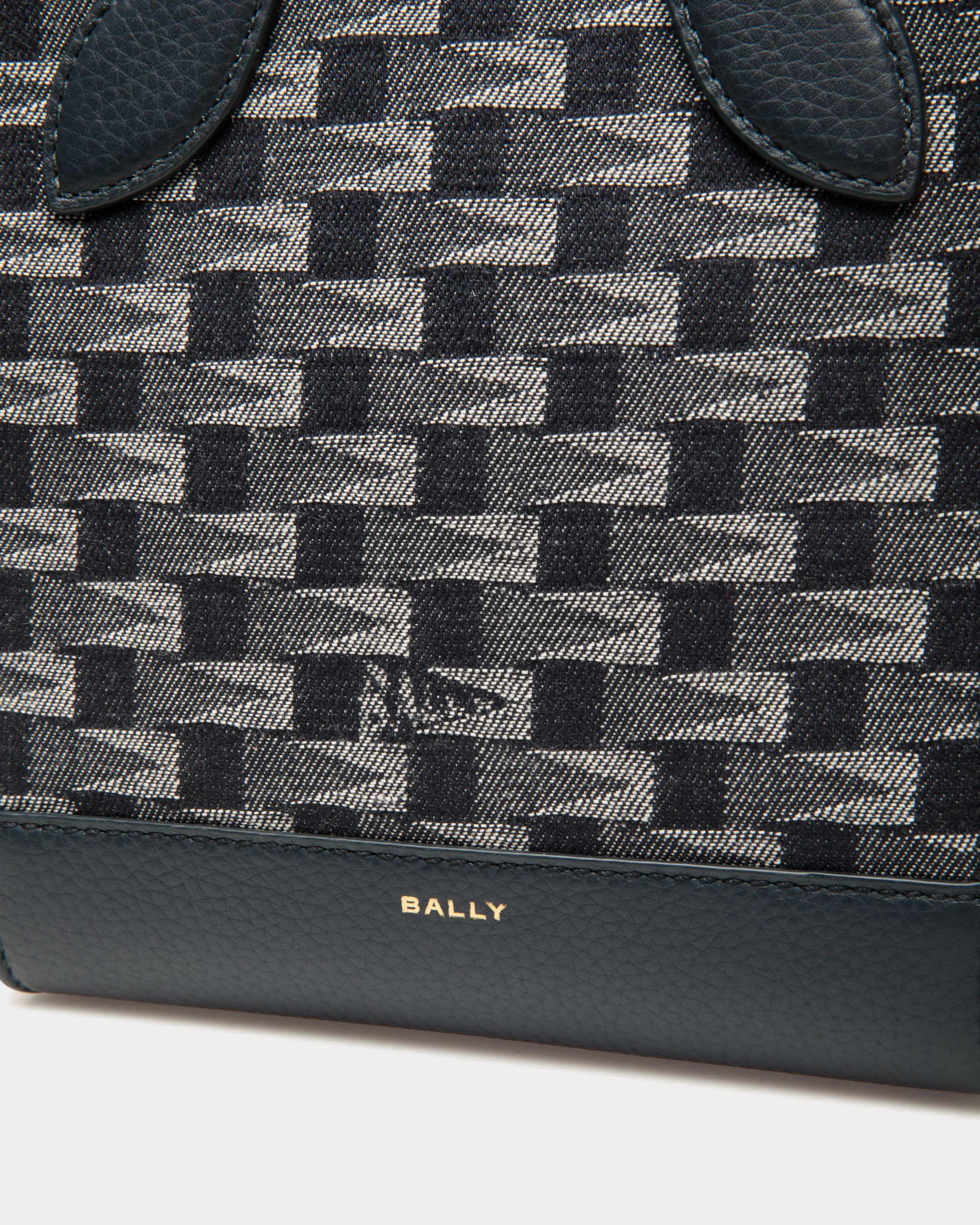 Tote Bag Mini Bar In Tessuto Denim Con Motivo Pennant - Donna - Bally - 05