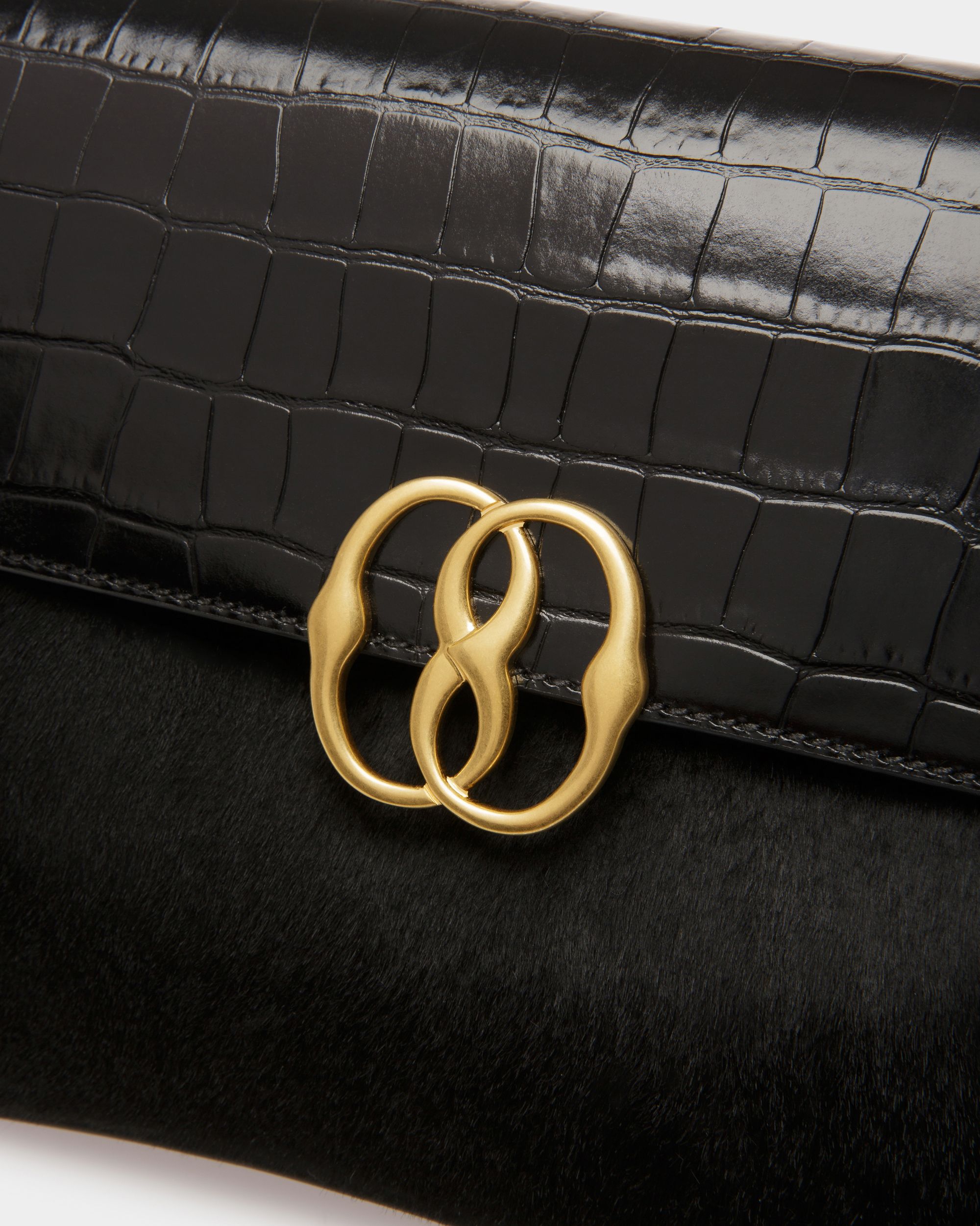 Emblem Schultertasche Aus Schwarzem Kalbsleder Mit Fell - Damen - Bally - 06