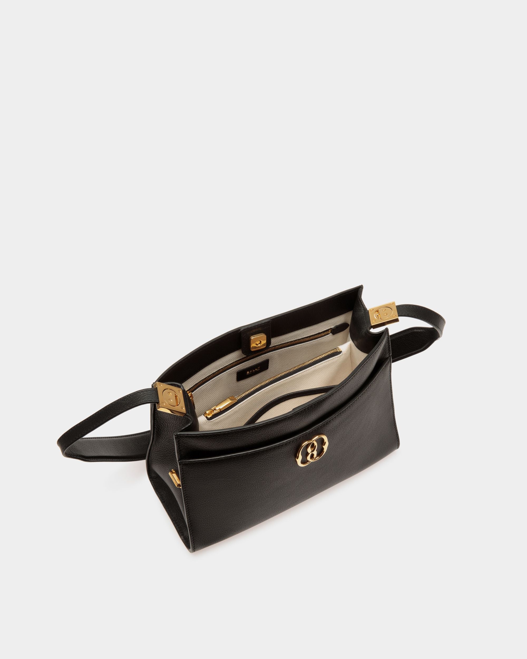 Borsa A Spalla Emblem In Pelle Zigrinata Nera - Donna - Bally - 05