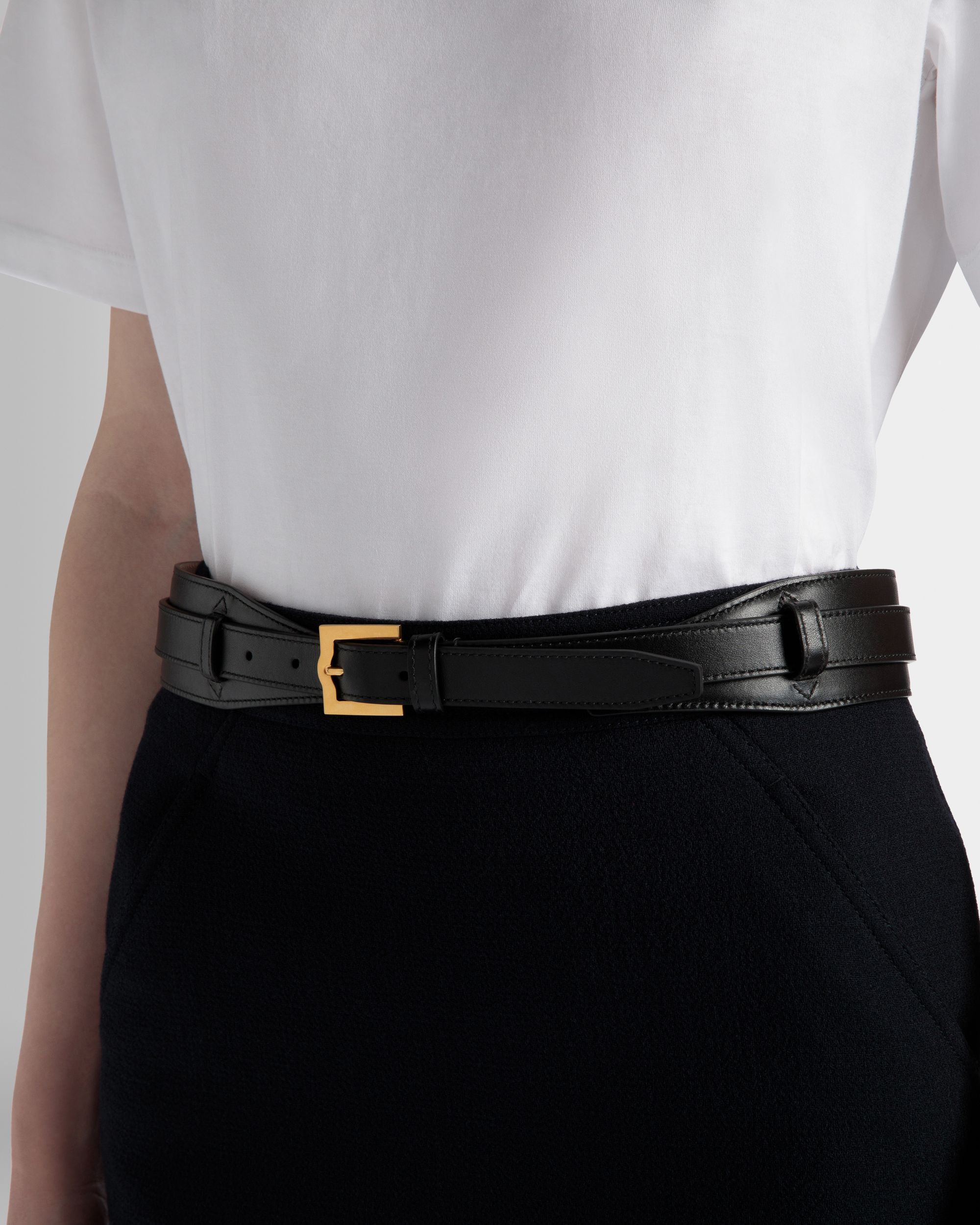 Emblem 45 mm Gürtel Aus Leder In Schwarz - Damen - Bally - 04