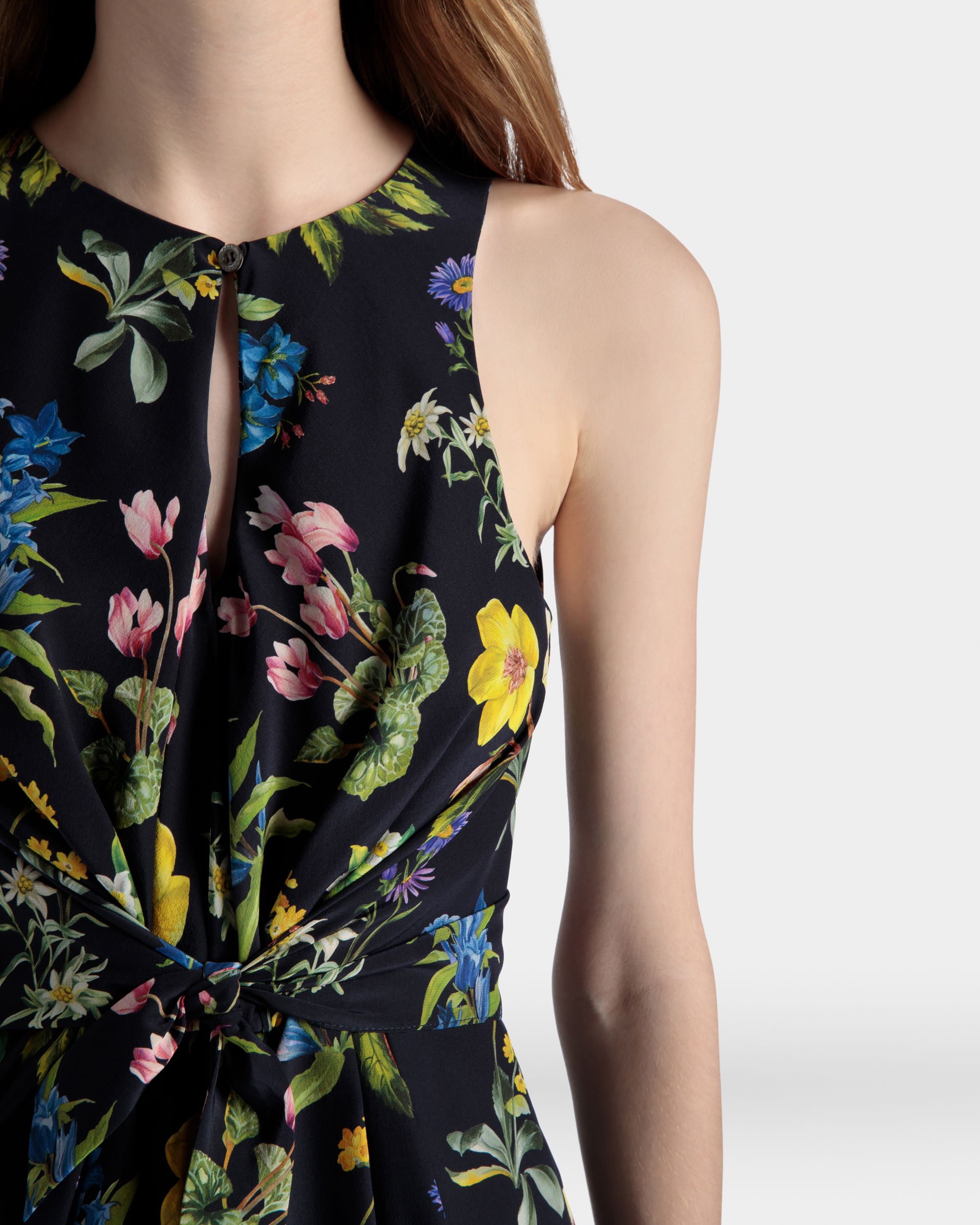 Abito Midi Smanicato In Seta Con Stampa Mountain Flower - Donna - Bally - 04