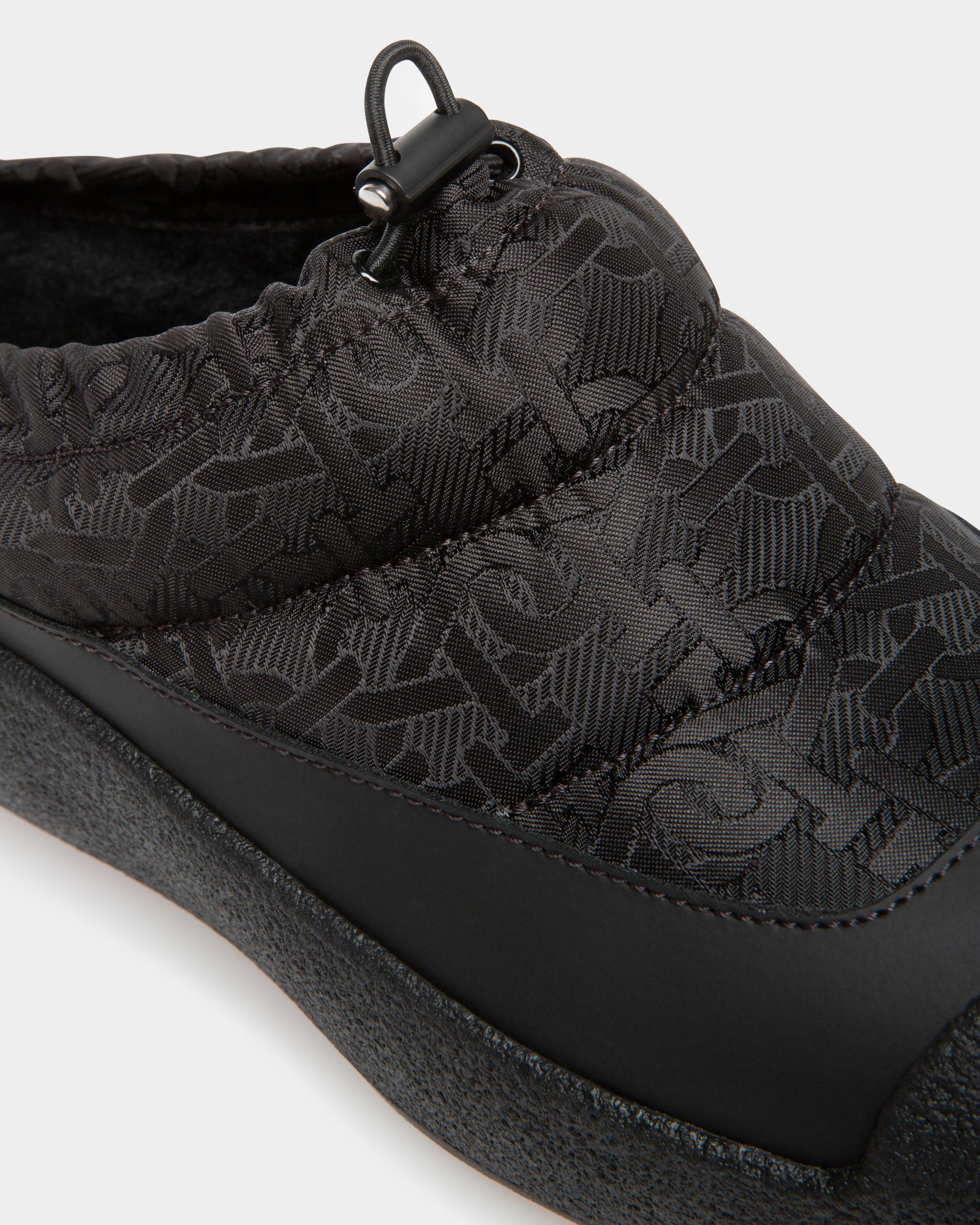 Carys Slipper Aus Schwarzem Nylon In Jacquard-Optik - Damen - Bally - 06