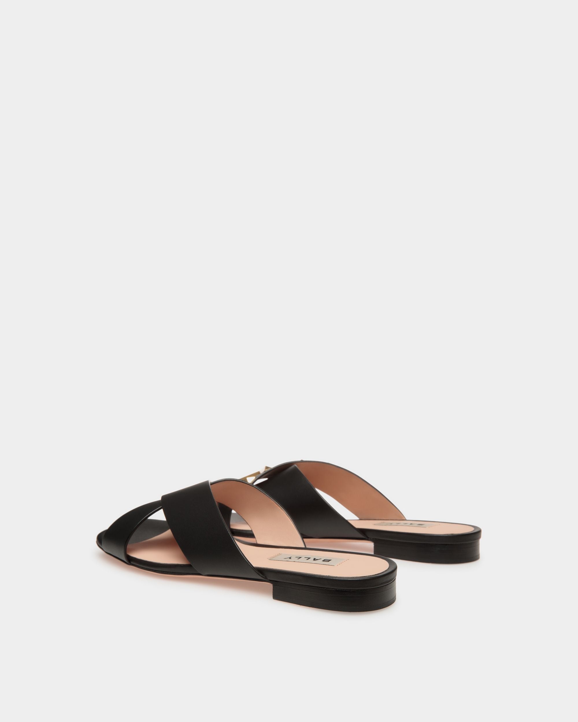 Bally Spell | Flache Pantolette für Damen aus Leder in Schwarz | Bally | Still Life 3/4 Rückseite