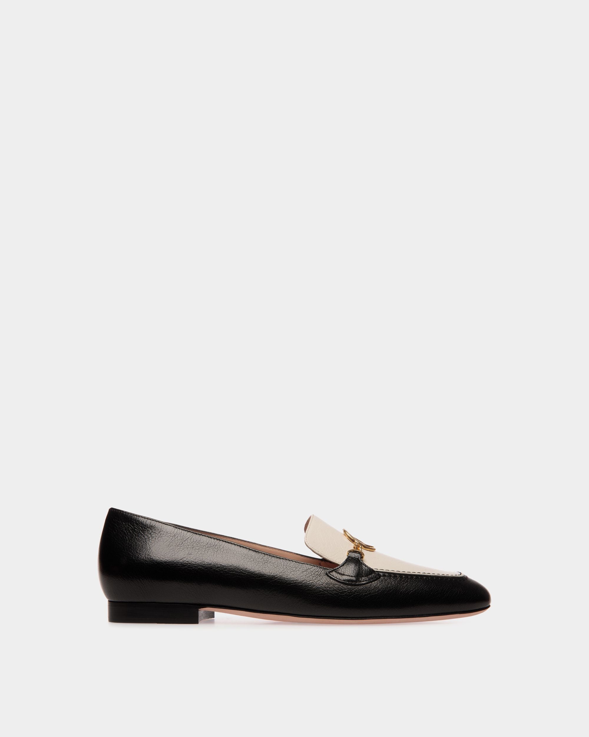 Mocassin Daily Emblem En Cuir Noir Et Blanc - Femme - Bally - 01