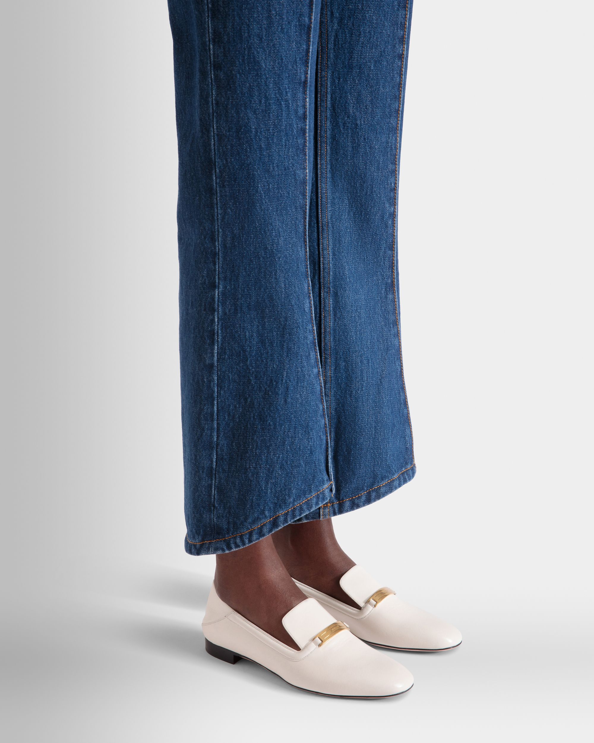 Deco Flat in White Leather - Women's - Bally - 02