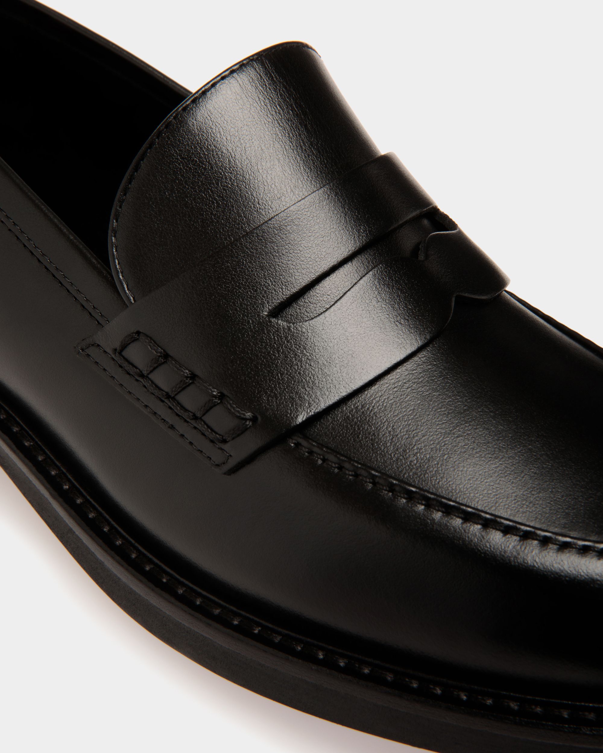 Flats In Black Leather - Femme - Bally - 05