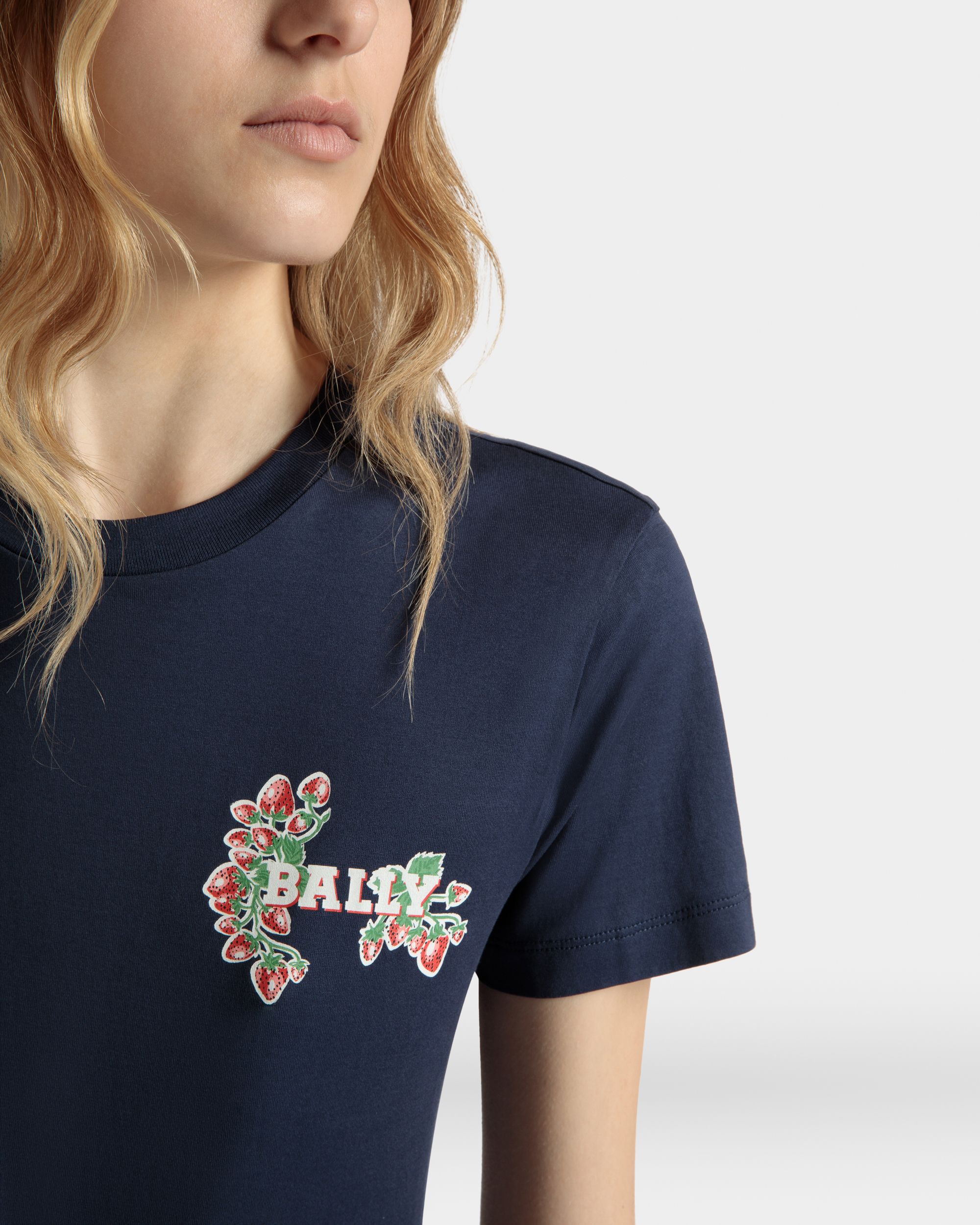 T-Shirt In Cotone Con Stampa Strawberry - Donna - Bally - 04