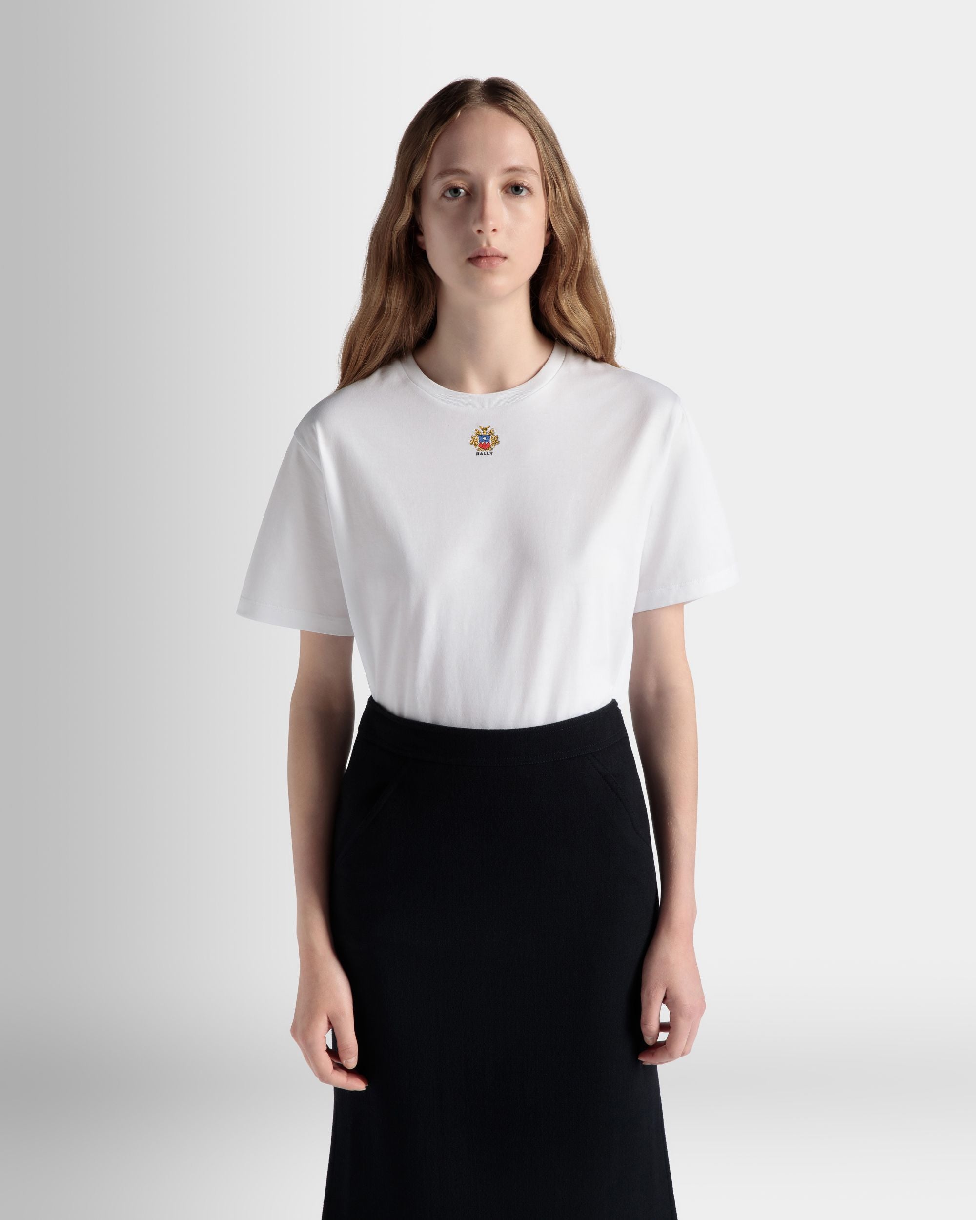 T-Shirt With Bally Crest Logo In White Cotton - Women's - Bally - 03