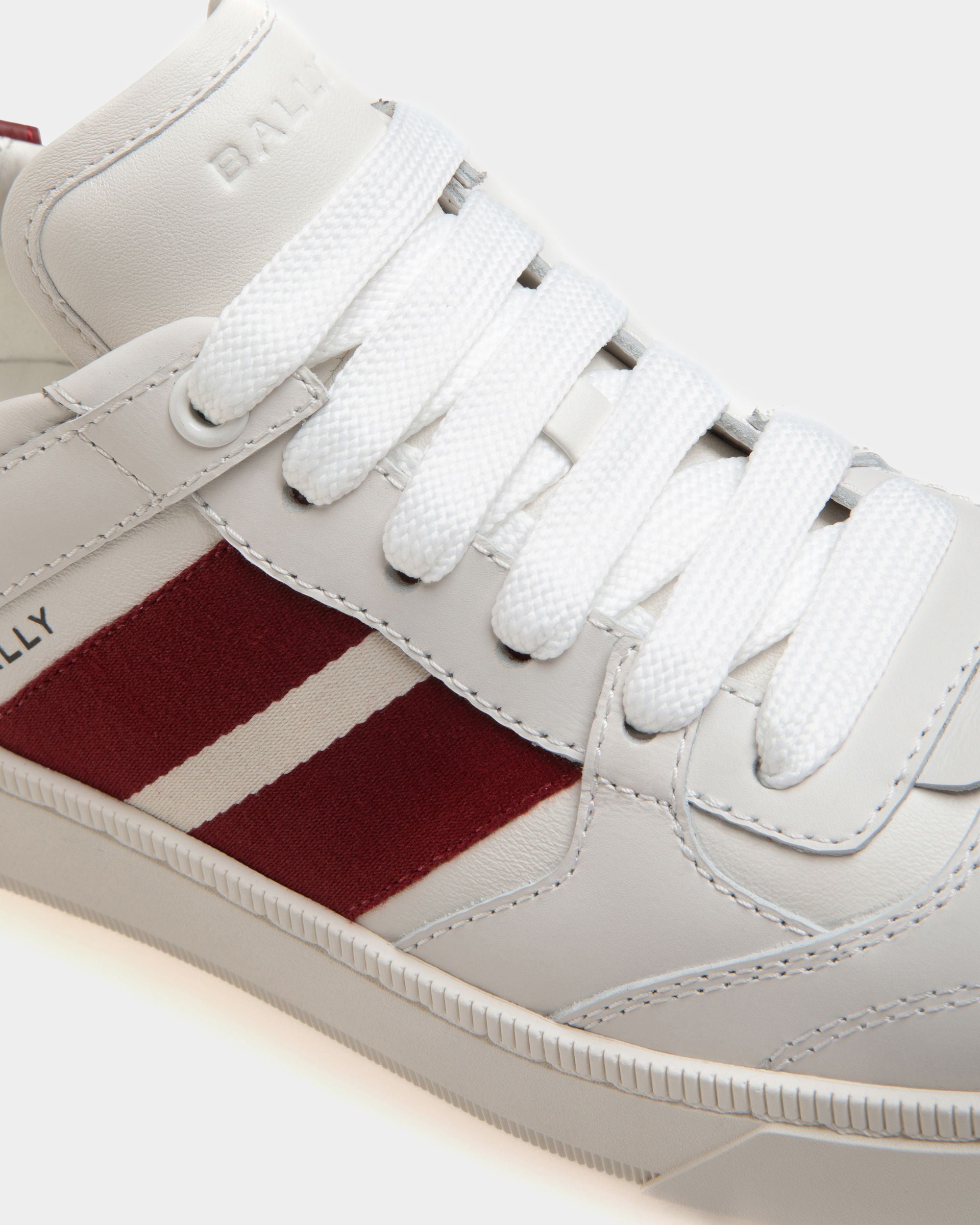 Sneaker Raise In Pelle Bianca - Donna - Bally - 06