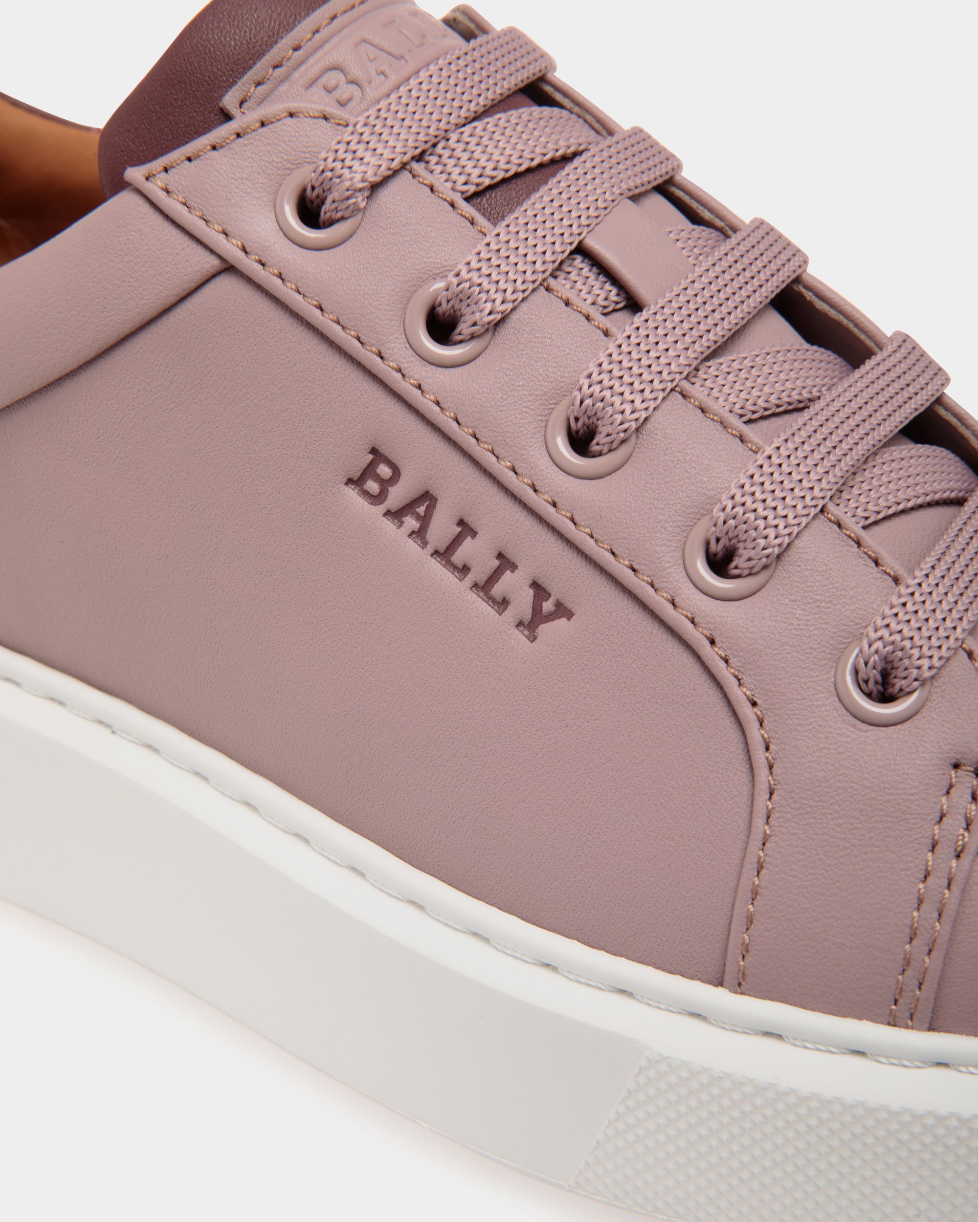 Sneaker in Pink Leather - Women's - Bally - 05