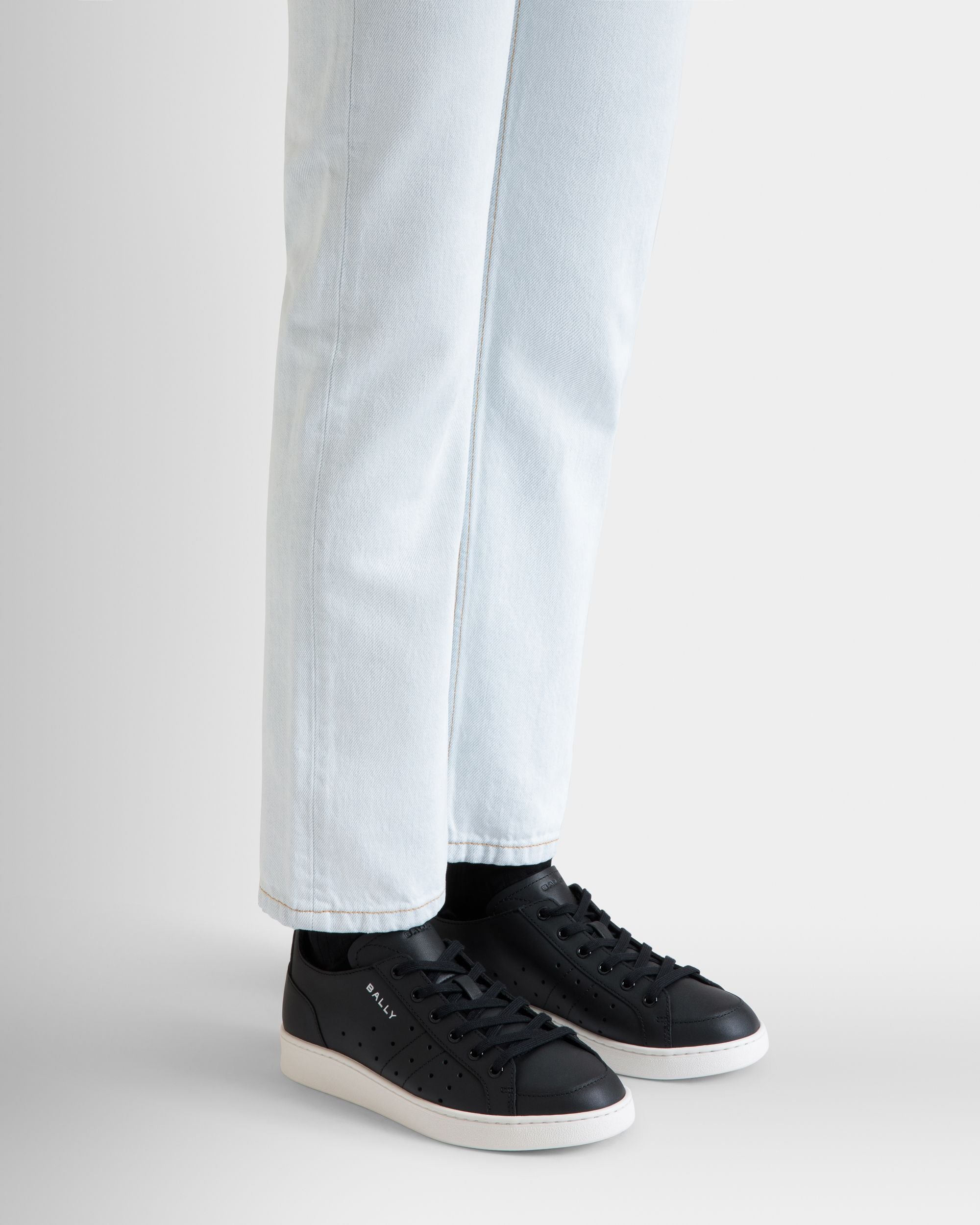 Sneakers Tennis Aus Leder In Schwarz - Damen - Bally - 02