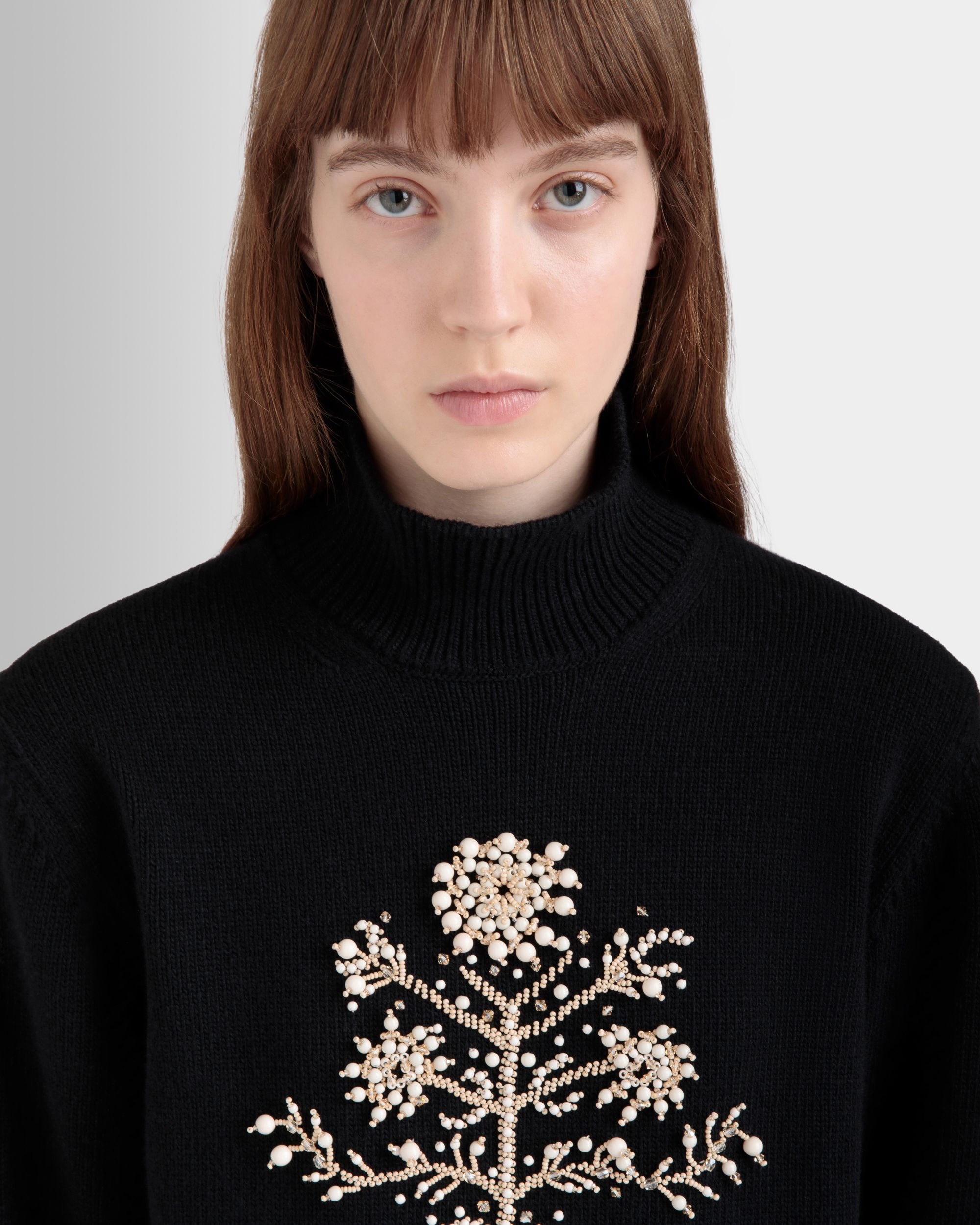 Winter Capsule Rollkragenpullover Aus Schwarzer Wolle Mit Einer Heritage-Blume - Femme - Bally - 03