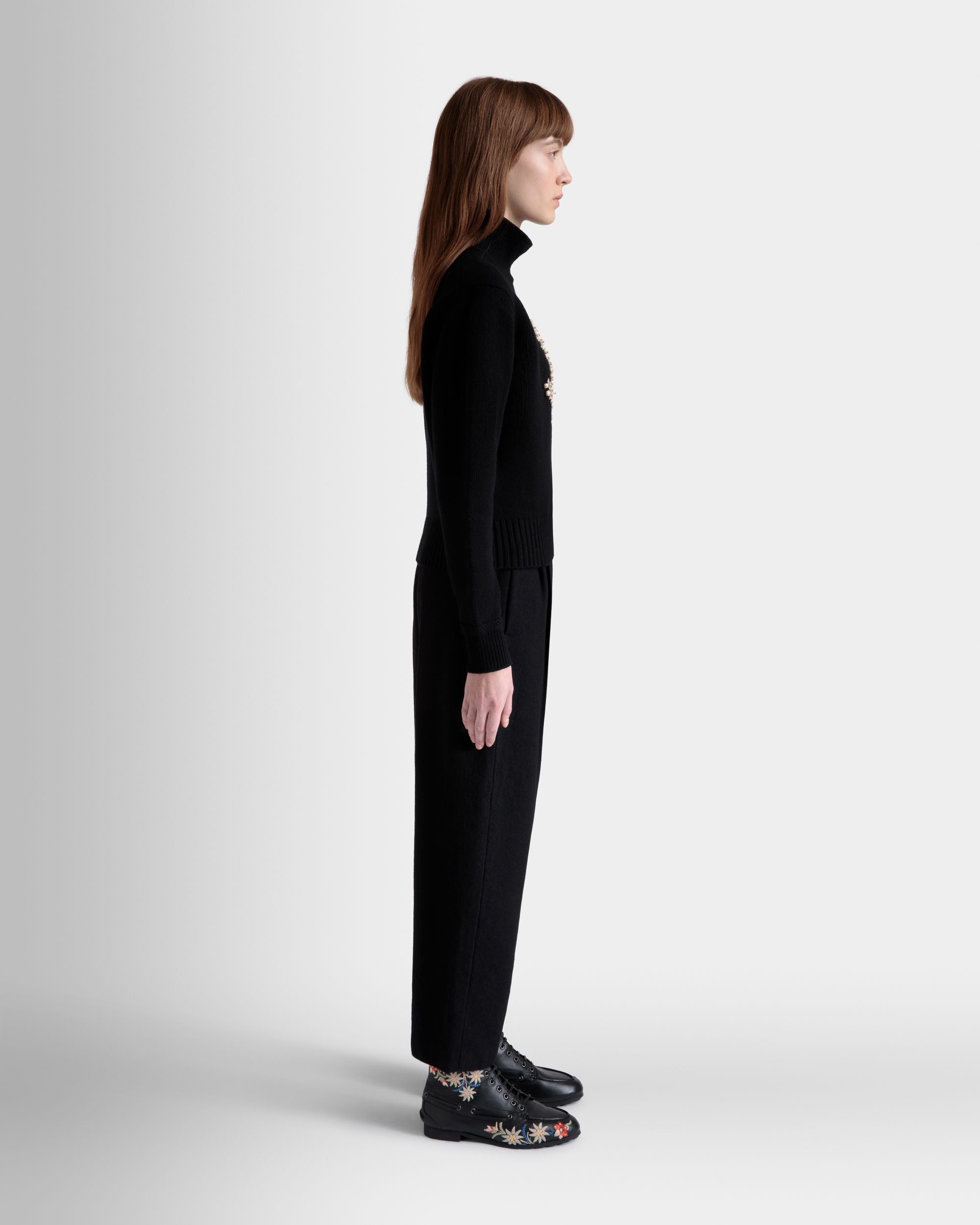 Winter Capsule Rollkragenpullover Aus Schwarzer Wolle Mit Einer Heritage-Blume - Femme - Bally - 04