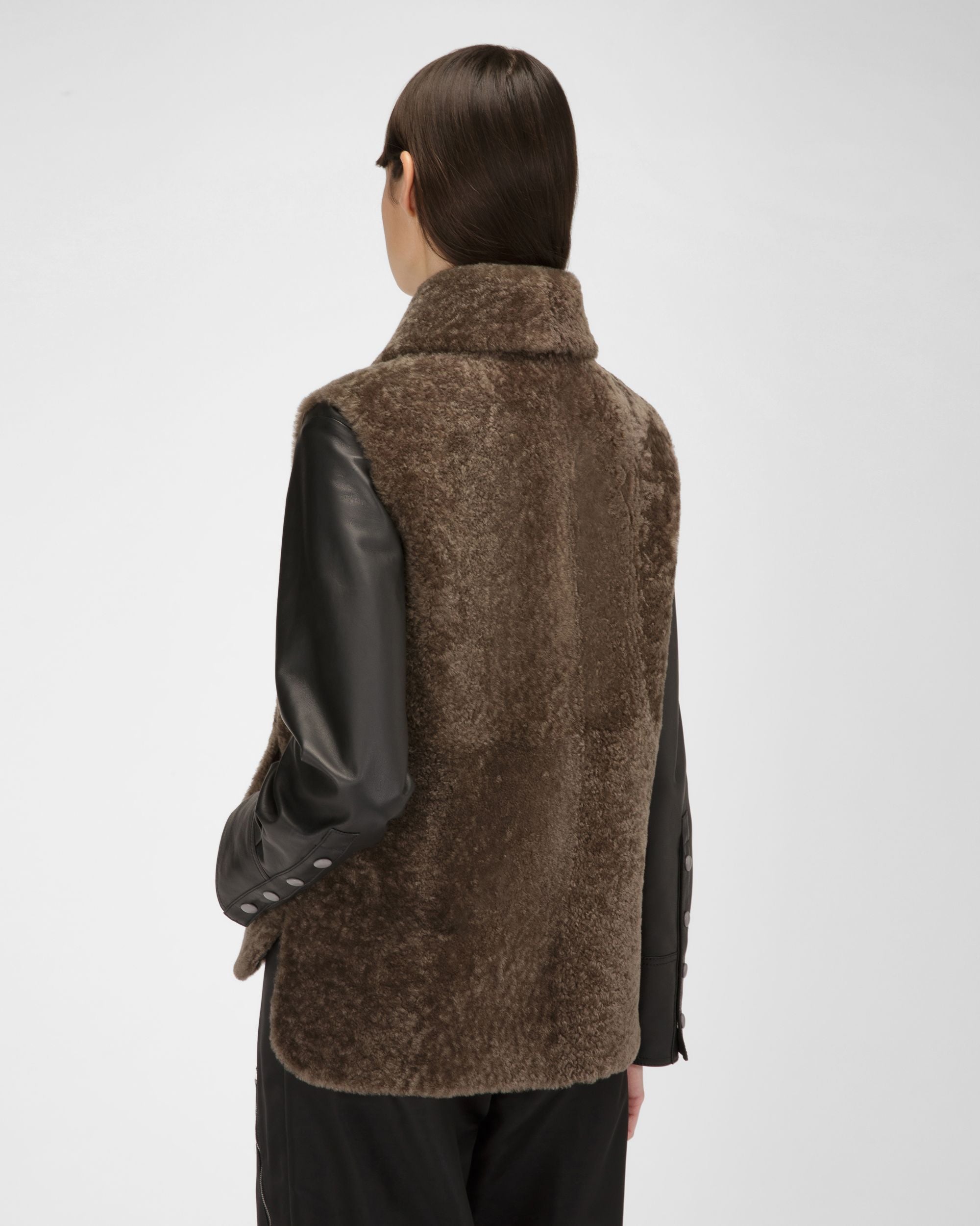 Gilet In Shearling Marrone - Donna - Bally - 03