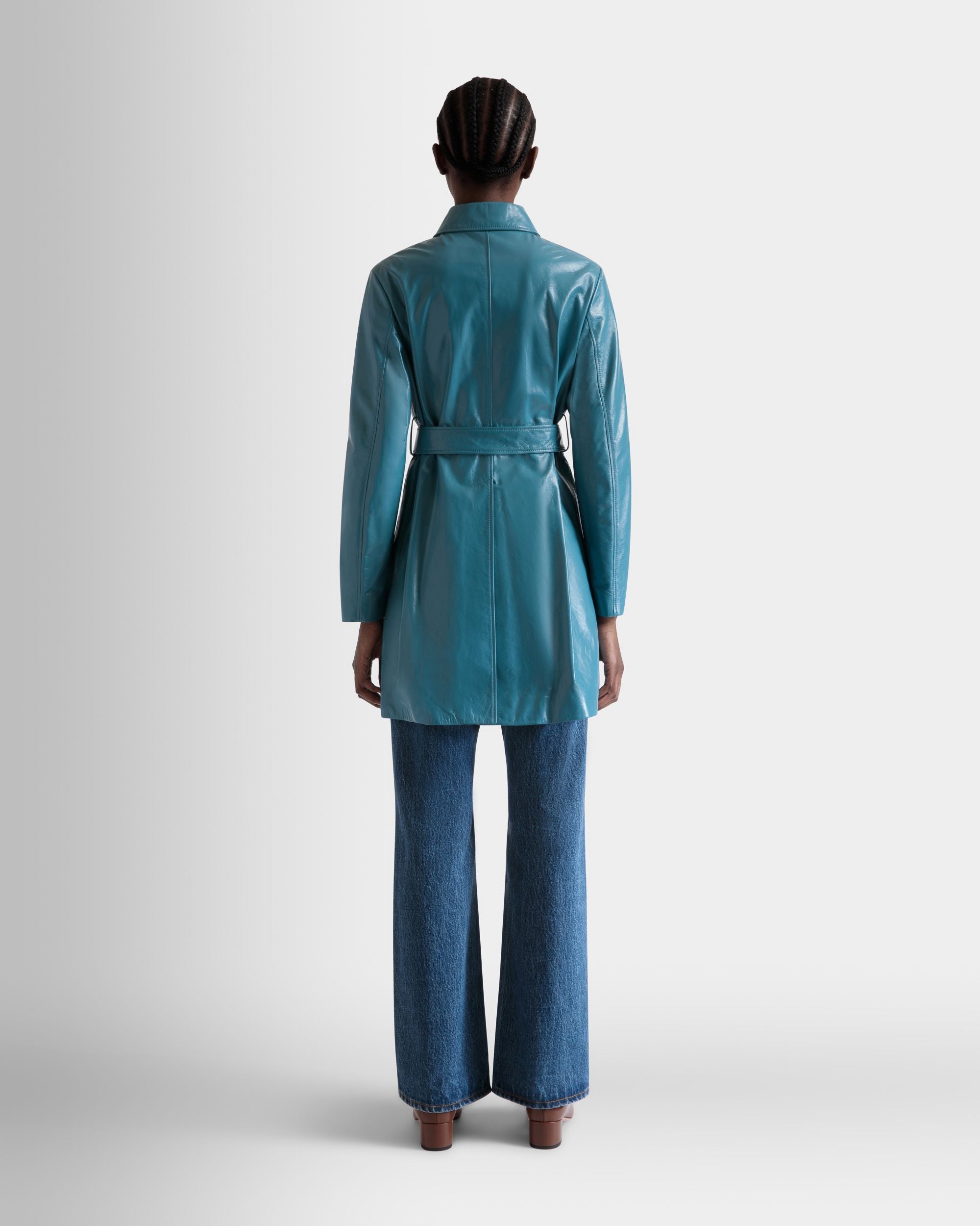 Mantel Mit Gürtel Aus Leder In Medium Blue - Donna - Bally - 06
