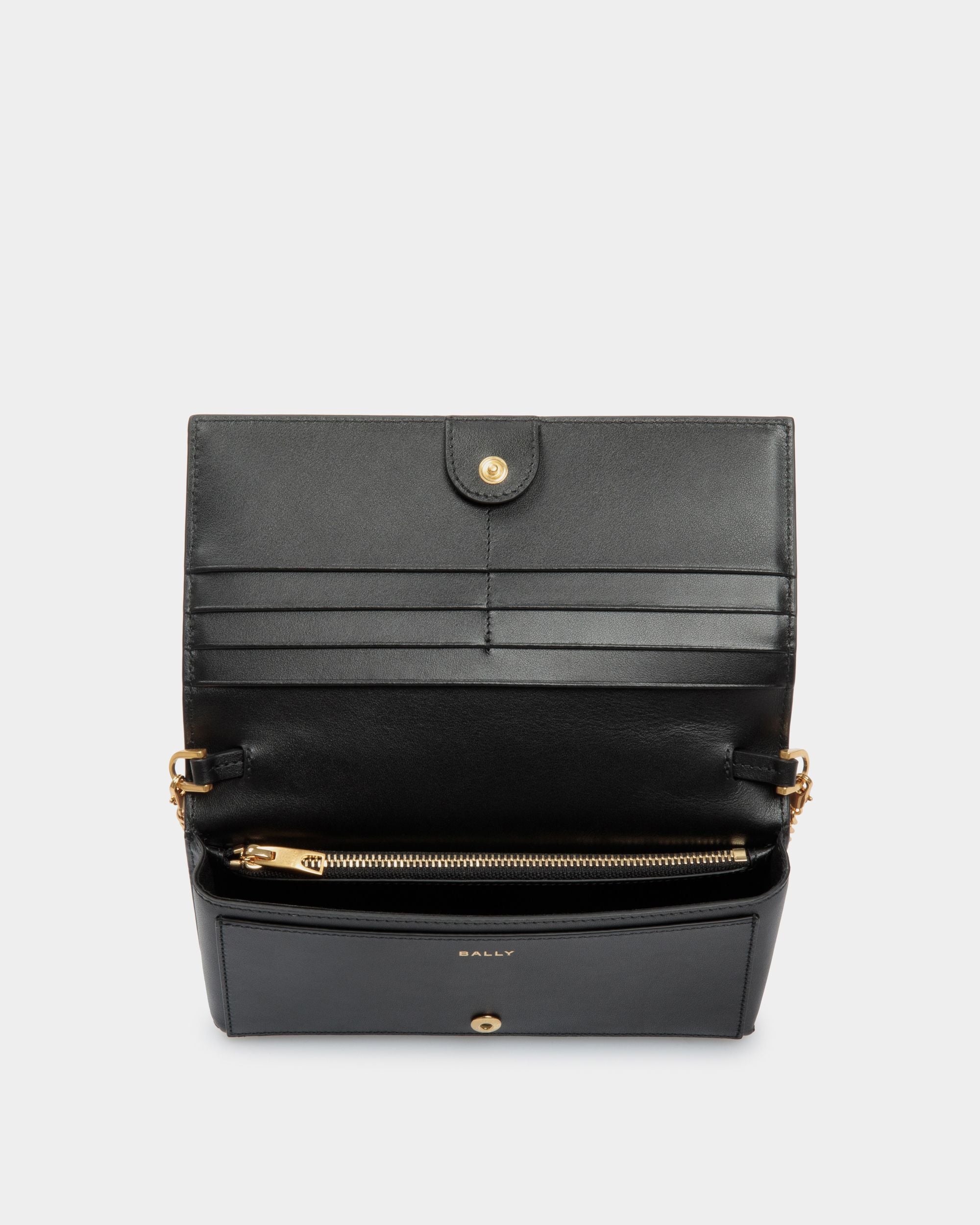 Code Geldbörse Mit Kette Aus Leder In Schwarz - Damen - Bally - 03