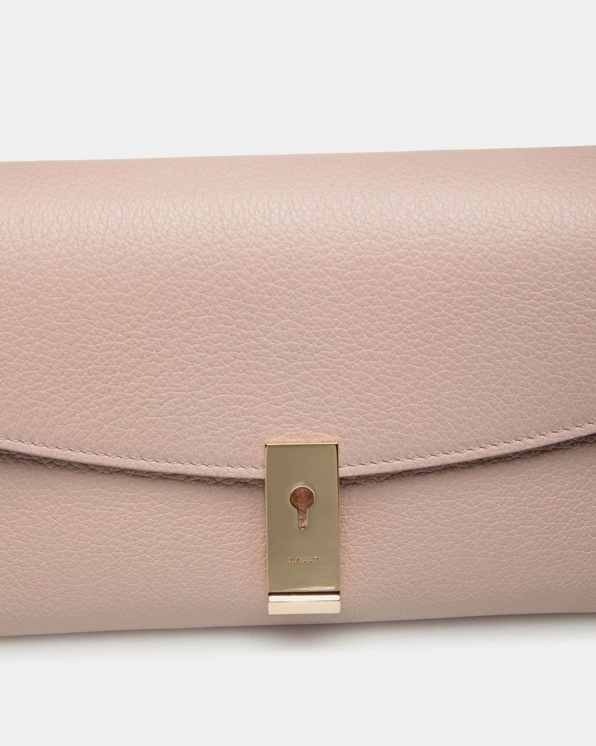Lock Me Multifunktionale Minitasche Aus Genarbtem Leder In Hellbeige - Women's - Bally - 04