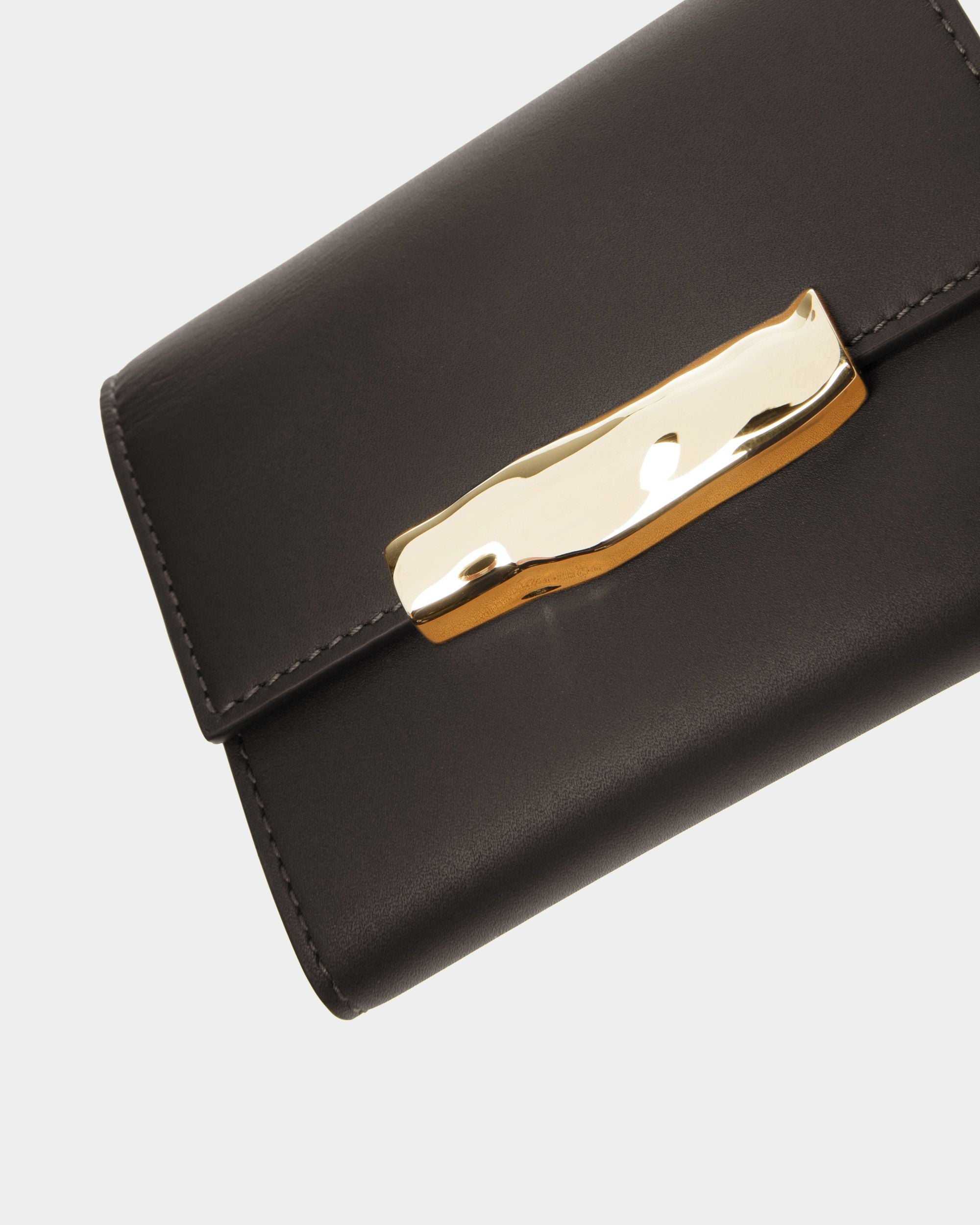 Portefeuille Baroque En cuir noir - Femme - Bally - 04