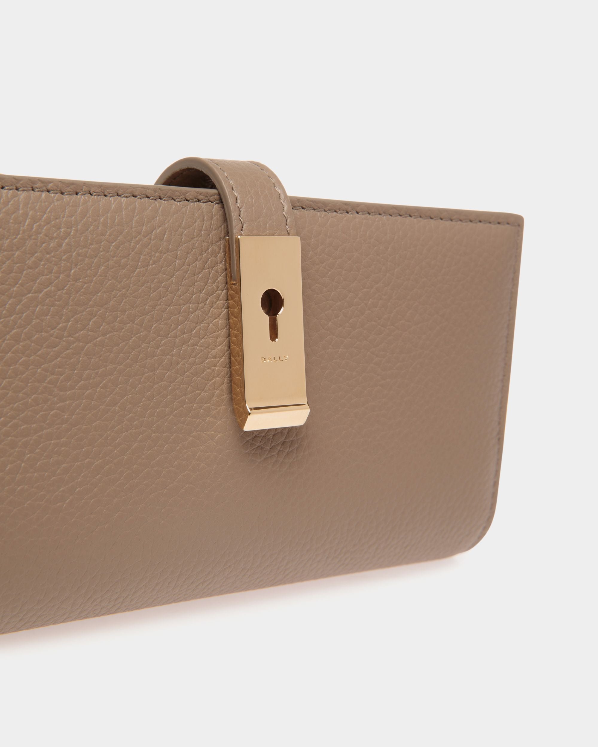Portefeuille Lock Me Long En Cuir Grainé Taupe - Femme - Bally - 04