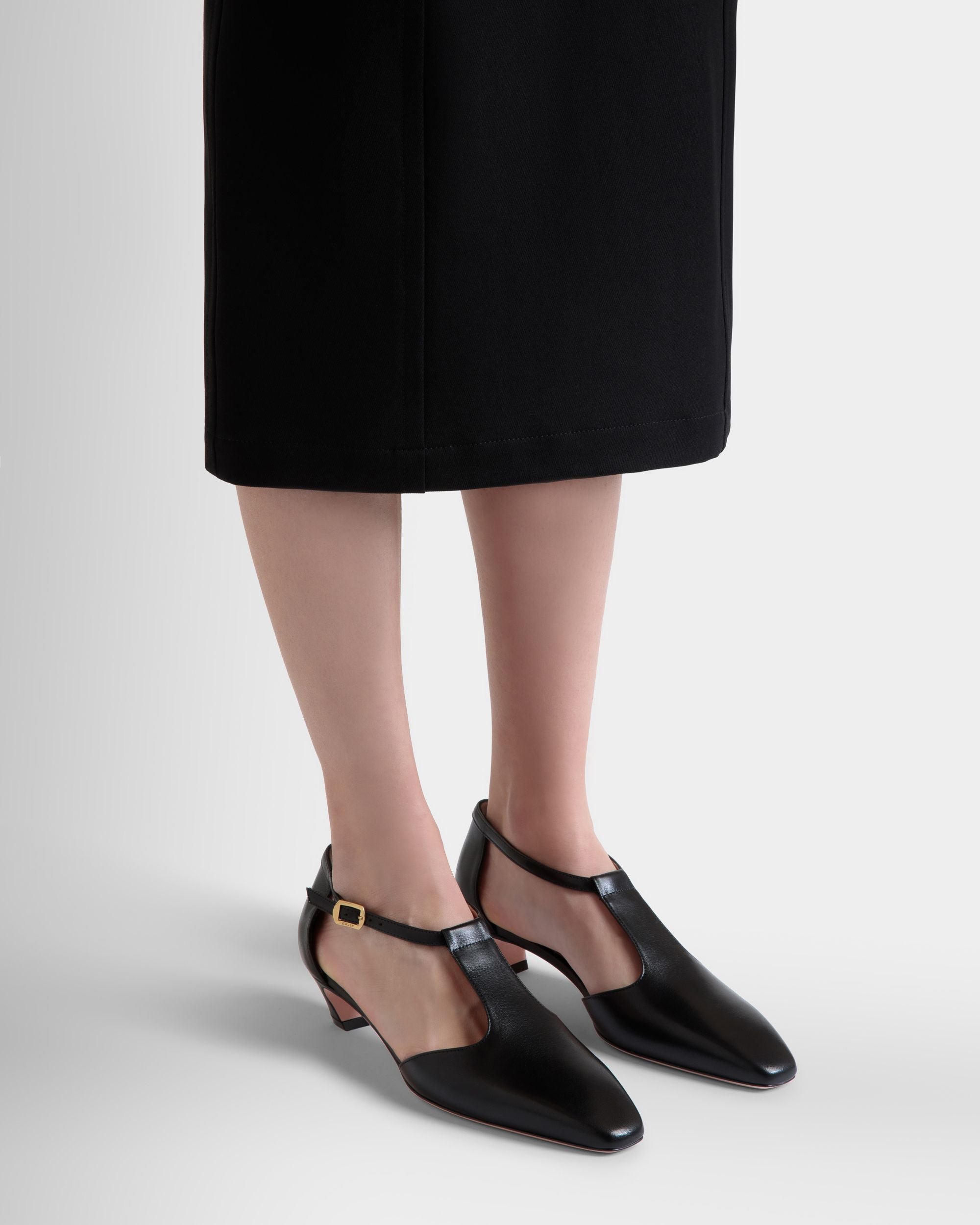 Sylt Pump in Black Leather - Women's - Bally - 02
