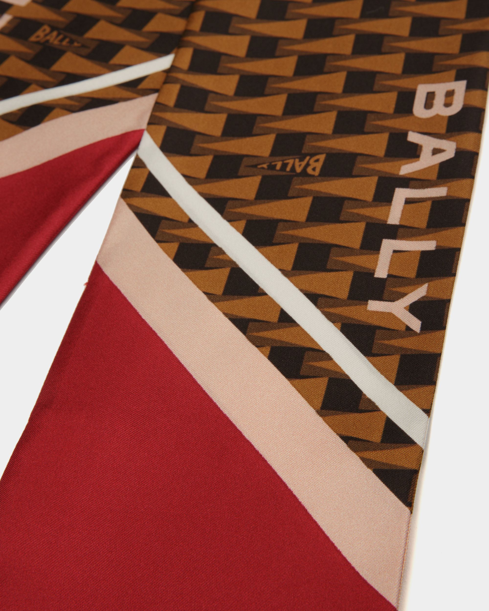 Foulard Con Stampa Pennant In Seta Ocra - Donna - Bally - 02